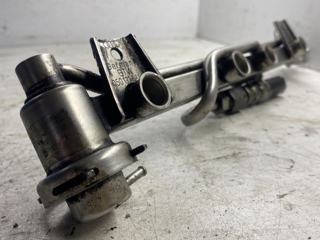 AUDI A4 B5 Porlasztó Sor / Híd 4. kép