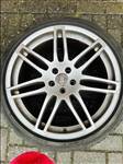 5x112 lyukosztású 20" használt alufelni, rajta 255/35 újszerű Hankook nyári gumi.