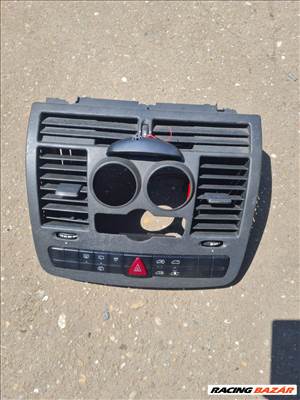 Eladó Mercedes Vito (2nd gen) haszonjármű