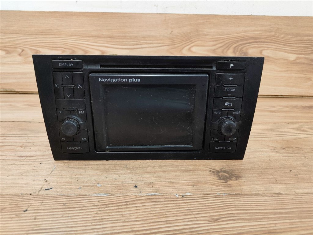 Audi A6 (C5) - Fejegység (4b0035192e) 1. kép