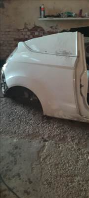 Ford Fiesta MK7 3 ajtós jobb hátsó sárvédő 