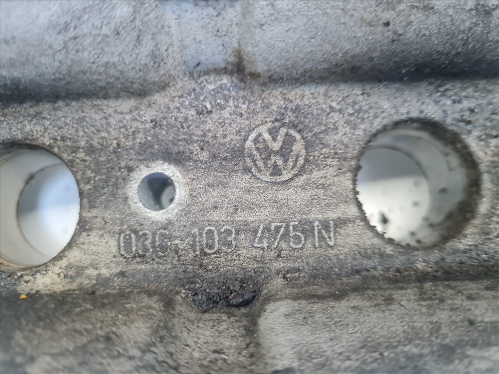 Volkswagen Golf IV 1.4 16V vezérműtengely házzal (20731) 036103475n 036109111f 10. kép