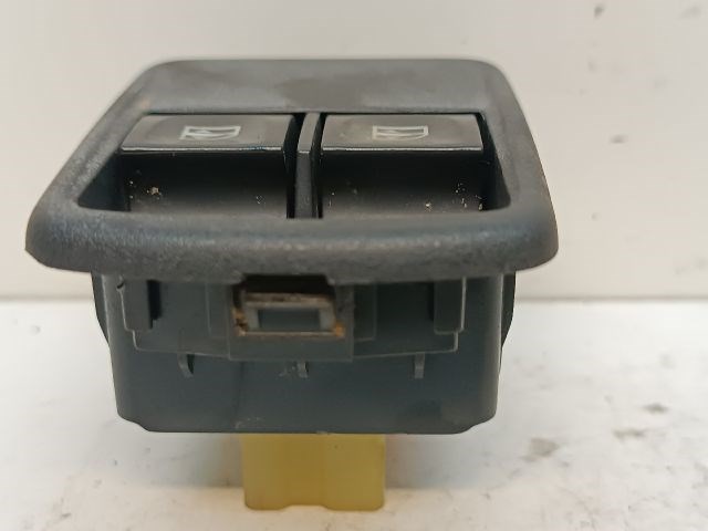 DACIA DOKKER Ablakemelő Kapcsoló Négyes / Kettes 6. kép