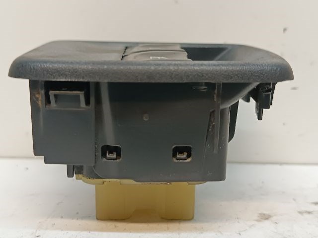 DACIA DOKKER Ablakemelő Kapcsoló Négyes / Kettes 7. kép