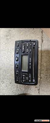 Ford Focus Mk1, Ford Fiesta Mk4, Ford Transit Connect Mk1, Ford Ka Mk1 Fejegység cd -és gyári