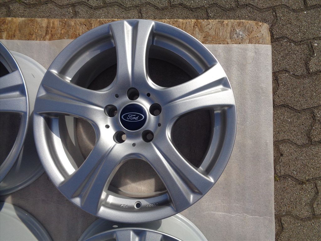 Új RC alufelni Fordra 17-es, 5×108-as osztóval eladó. 4. kép