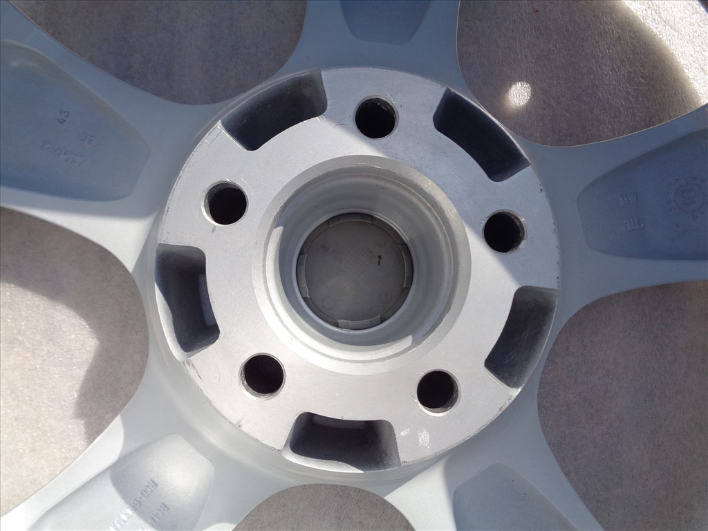 Új RC alufelni Fordra 17-es, 5×108-as osztóval eladó. 7. kép