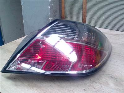 OPEL ASTRA H 04-10 Jobb hátsó lámpa