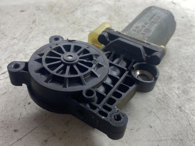 BMW 3 E46 Bal hátsó Ablakemelő Motor 6. kép