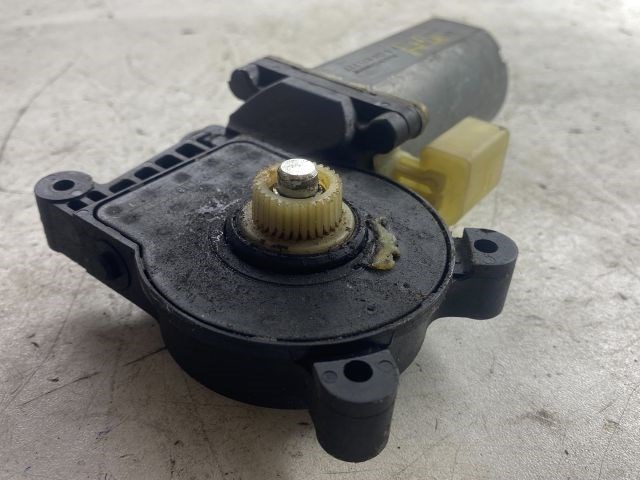 BMW 3 E46 Bal hátsó Ablakemelő Motor 7. kép