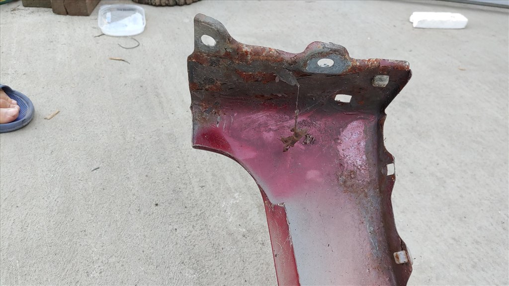 Volvo S40, Volvo V40 sárvédő  7. kép