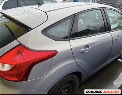 Ford Focus 1.6 i 2012 LIM námet papíros donor autó