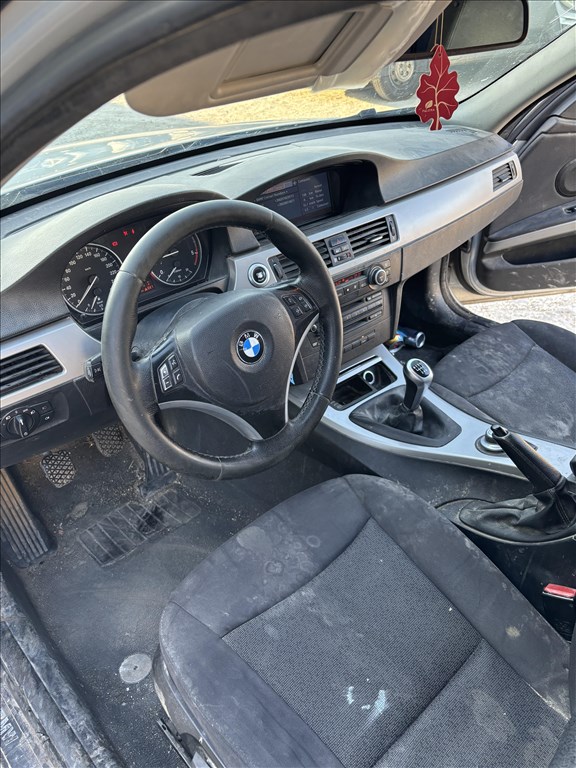 BMW 320 (E90, E91, E92, E93)  alkatrészei 6. kép