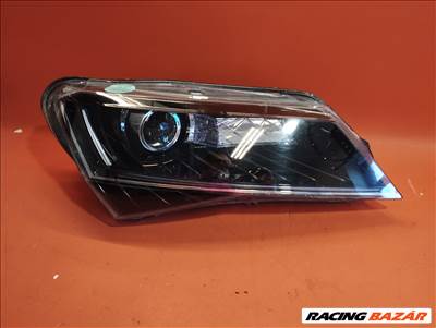 Skoda Superb 3 jobb xenon lámpa 3V1941016A (M.80.2F.625R)a