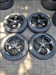 5x114.3 lyukosztású 17" új gyári Toyota alufelni, rajta 195/6017 új Yokohama téli gumi