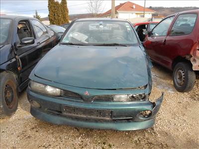 Mitsubishi GALANT V (E5A_E7A_E8A) 2.0 GLSI bal első féltengely