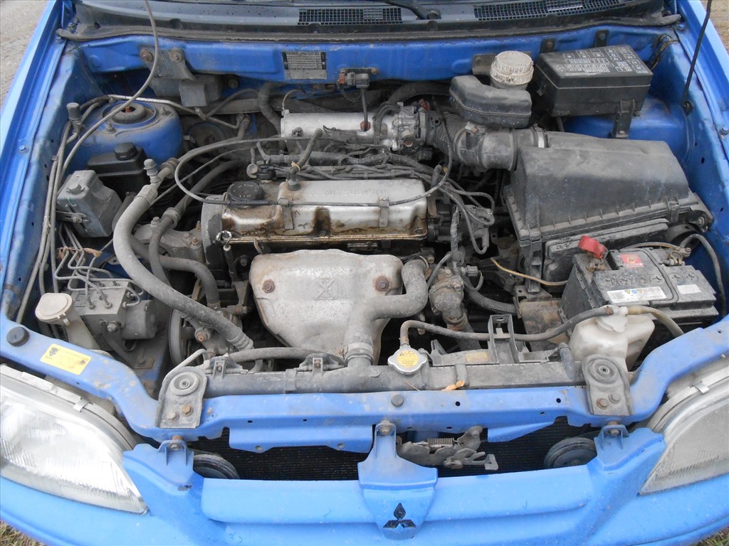 Mitsubishi SPACE STAR egyterű (DGA) 1.3 16V motor (fűzött blokk hengerfejjel) 6. kép