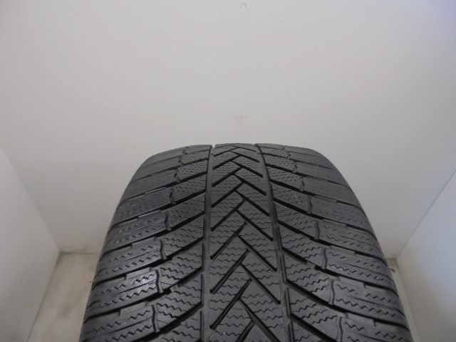 Bridgestone LM005 245/45 R19  1. kép