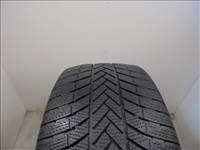 Bridgestone LM005 245/45 R19