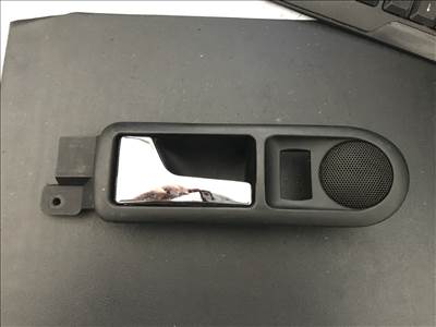 Volkswagen Golf IV bal hátsó ajtó kilincs