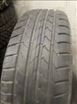 195/6515" használt Goodyear nyári gumi gumi
