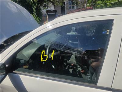 Skoda Fabia I Ajtó üveg 