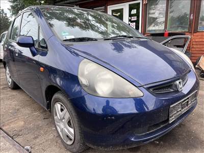 Honda Jazz 1.3i bontott alkatrészei
