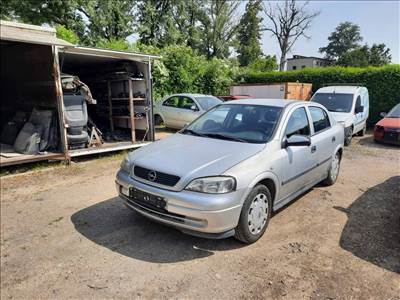Opel Astra G bontott alkatrészei