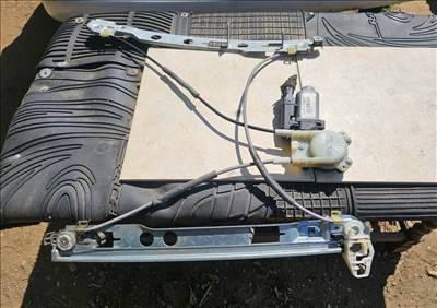 Renault Mégane II Ablakemelő szerkezet és motor 