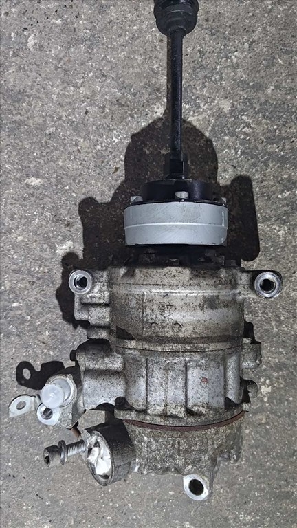 Audi 4.0 TFSI Klímakompresszor 2. kép