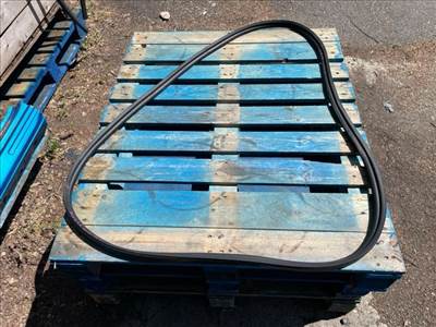 Ford Focus Mk4 FORD FOCUS IV Csomagtérajtó Gumikéder jc7ba404a07ah