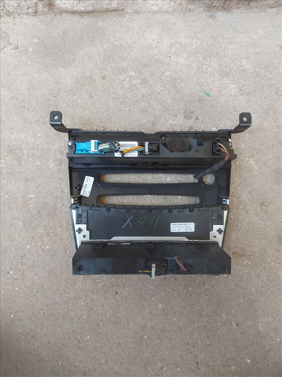 BMW 5-ös sorozat E60/E61 Fűtés kapcsoló 3096 6411698850401 4. kép