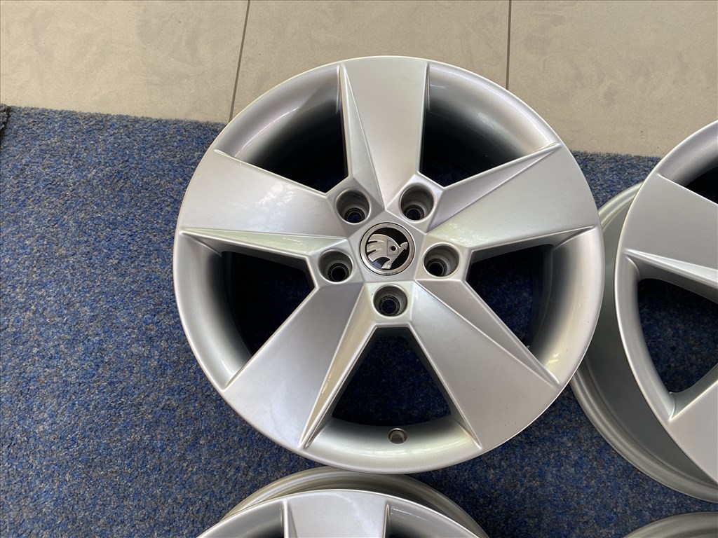 (3636) Skoda 16 gyári alufelni felni, 5x112, Octavia 6. kép