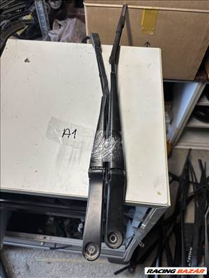 Audi A1 (8X) ablaktörlő karok