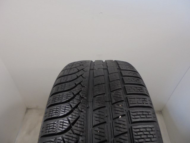 Pirelli Pzero Winter 235/50 R19  1. kép