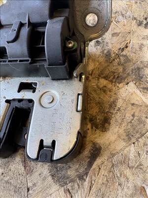 Audi A1 (8X) Csomagtér ajtó zár 8k9807509a