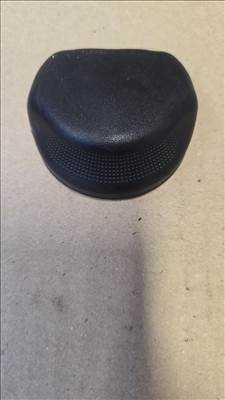 Skoda Fabia I biztonsági öv védőkupak 6n0857719