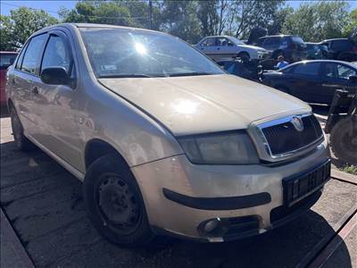 Skoda Fabia I 1.2i bontott alkatrészei