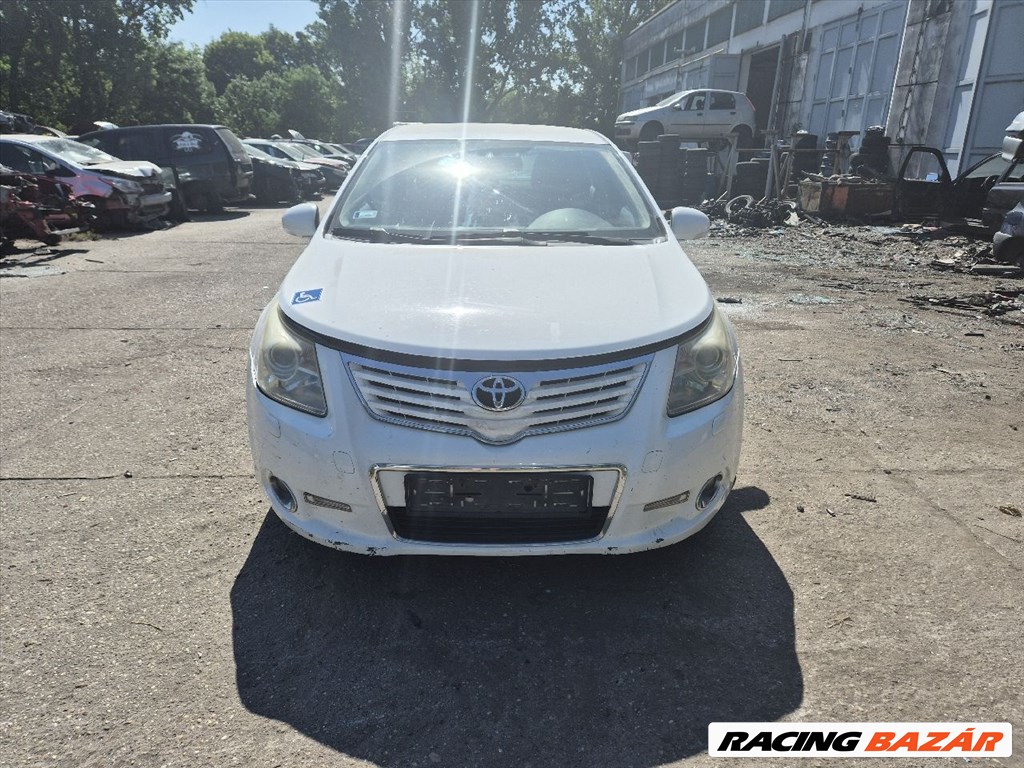 Toyota Avensis (T270) 2.2 D-4D XENON fényszóró  1. kép