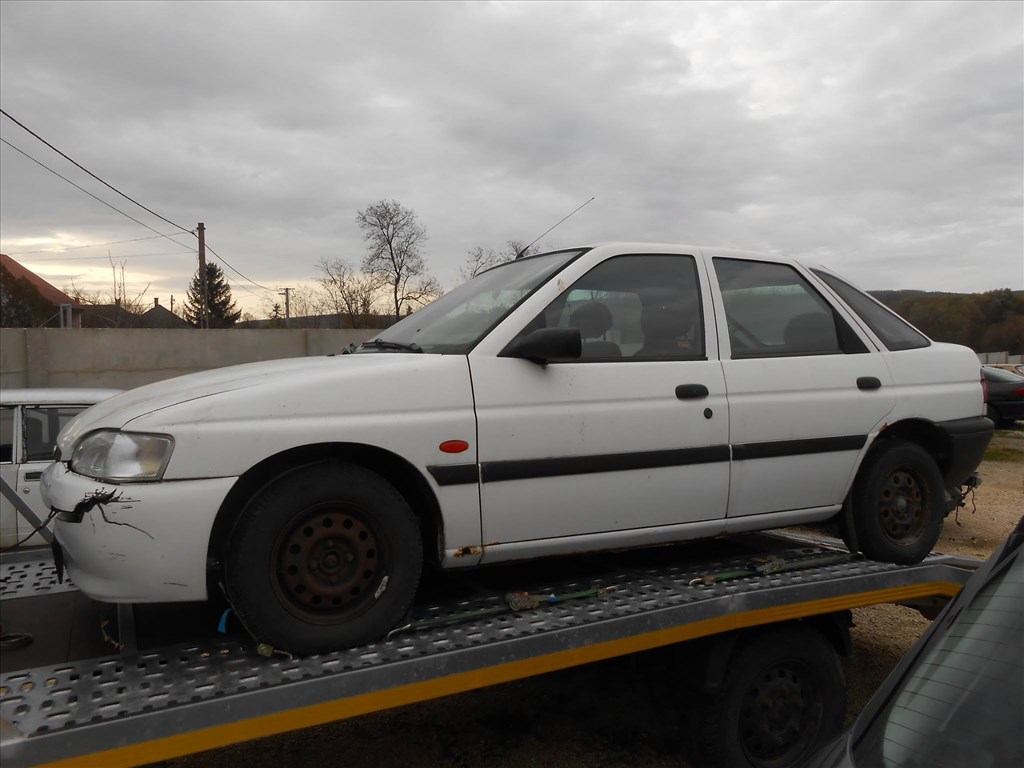 Ford ESCORT VII (GAL_AAL_ABL) 1.4 első ablaktörlő motor 3. kép