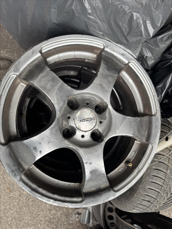 Dezent 7X16-os 4X114,3-as ET40-es használt könnyűfém felni garnitura eladó 4. kép