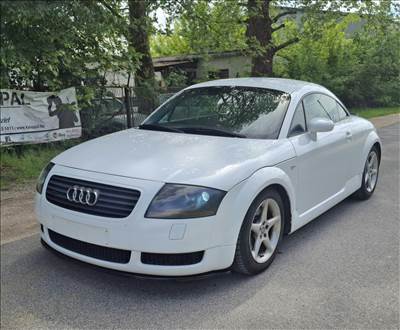 Audi TT Mk1 Mosós lökhárító 