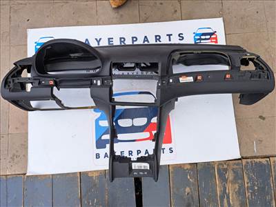 BMW E46 sedan touring coupe mûszerfal párna üresen