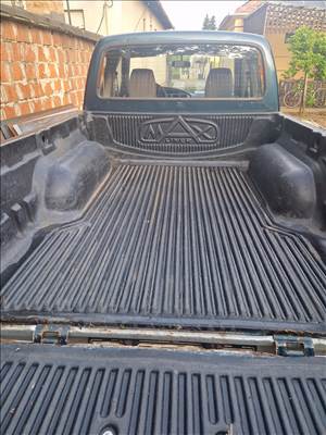 Eladó Mazda B 2500 haszonjármű