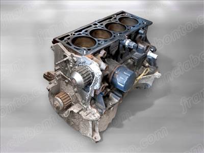 Renault Clio II 1.4 16v K4J B 711 Fűzött blokk (hengerfej nélkül)