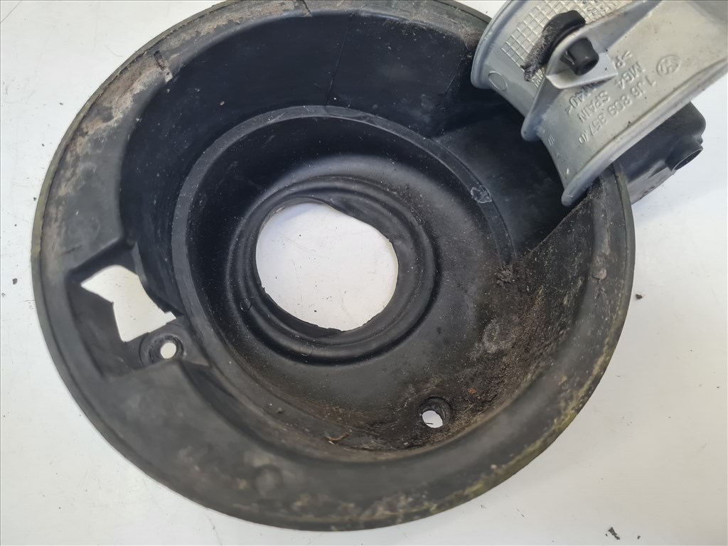 Volkswagen Golf IV tankajtó LB7Z (20726) 1j6809857d 1j0010250k 10. kép