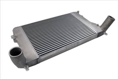 TURBOWORKS Intercooler VW Golf V Audi A3 564x413x57 bemenet 2,75" Bar and Plate