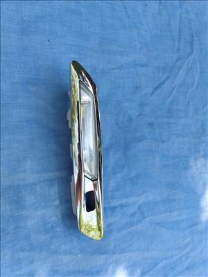 BMW 5-ös, F10, F11 jobb első irányjelző, index PMA (parkolóasszisztens) szenzoros. 7154170