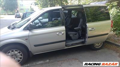 Eladó Chrysler Voyager 2.8 CRD (2776 cm³, 150 PS)