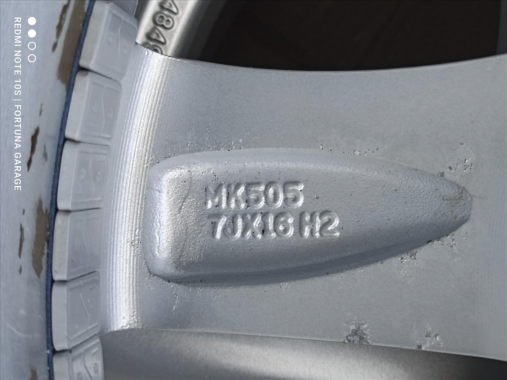 5x114,3 16" Advanti 'Nepa' használt alufelni garnitúra +TPMS (Toyota) 7. kép